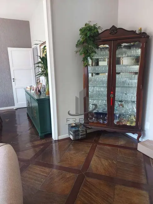 Apartamento com 3 quartos à venda, 200m2 em Laranjal, Volta Redonda - RJ - imagem 4 Foto 4 de Apartamento com 3 quartos à venda, 200m2 em Laranjal, Volta Redonda - RJ