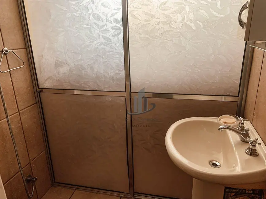 Casa com 3 quartos à venda, 276m2 em Vila Santa Cecília, Volta Redonda - RJ - imagem 8 Foto 8 de Casa com 3 quartos à venda, 276m2 em Vila Santa Cecília, Volta Redonda - RJ