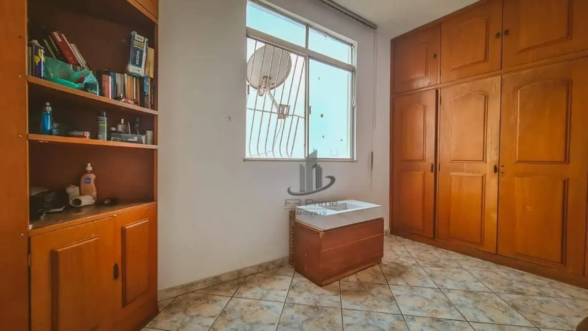 Foto 4 de Apartamento com 2 quartos à venda, 250m2 em Centro, Volta Redonda - RJ
