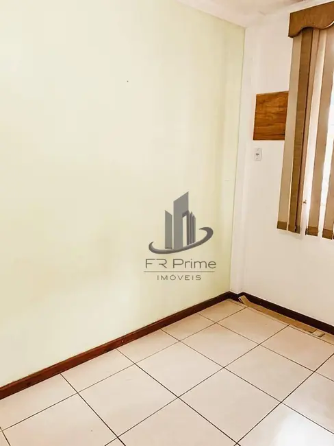 Apartamento com 3 quartos à venda, 100m2 em Centro, Barra Mansa - RJ - imagem 6 Foto 6 de Apartamento com 3 quartos à venda, 100m2 em Centro, Barra Mansa - RJ