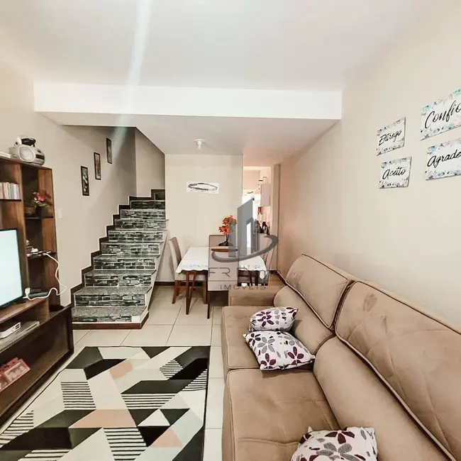 Foto 1 de Casa com 2 quartos à venda, 106m2 em Nova Primavera, Volta Redonda - RJ