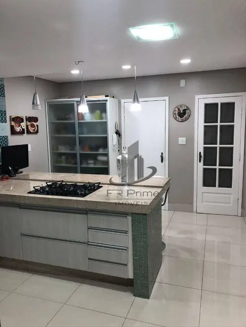 Apartamento com 3 quartos à venda, 177m2 em Santa Rosa, Barra Mansa - RJ - imagem 3 Foto 3 de Apartamento com 3 quartos à venda, 177m2 em Santa Rosa, Barra Mansa - RJ