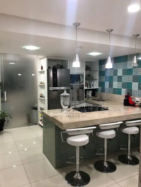 Foto 1 de Apartamento com 3 quartos à venda, 177m2 em Santa Rosa, Barra Mansa - RJ