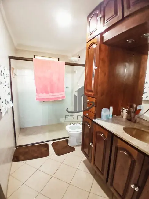 Apartamento com 3 quartos à venda, 149m2 em Jardim Amália, Volta Redonda - RJ - imagem 8 Foto 8 de Apartamento com 3 quartos à venda, 149m2 em Jardim Amália, Volta Redonda - RJ