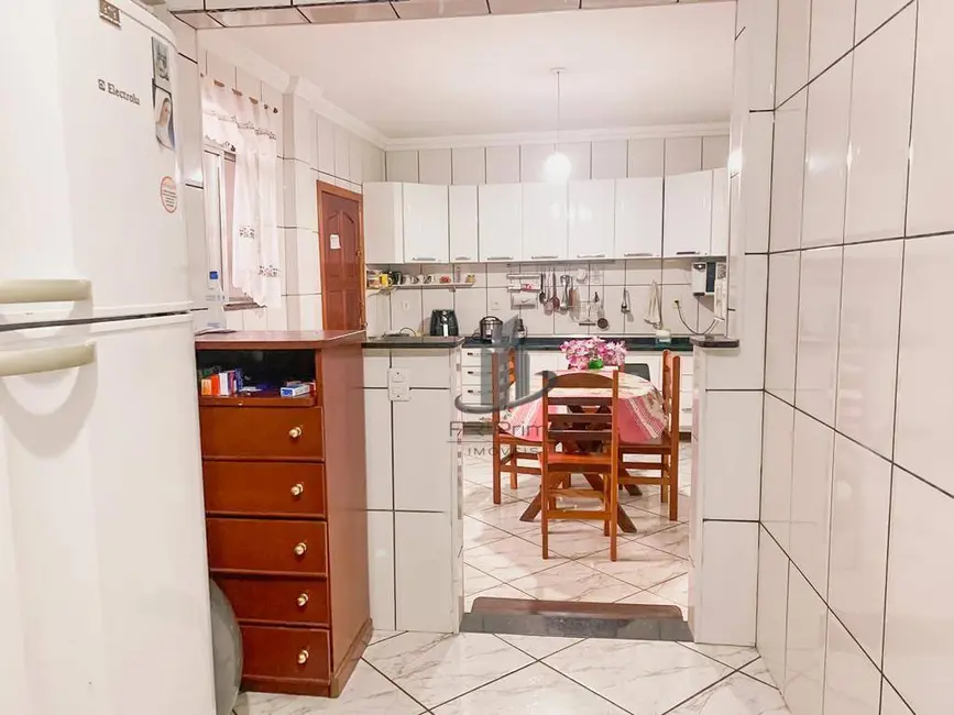 Foto 6 de Casa com 4 quartos à venda, 49m2 em Jardim Tiradentes, Volta Redonda - RJ