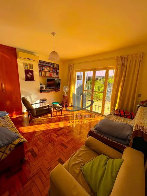 Casa com 4 quartos à venda, 703m2 em Bela Vista, Volta Redonda - RJ - imagem 7 Foto 7 de Casa com 4 quartos à venda, 703m2 em Bela Vista, Volta Redonda - RJ