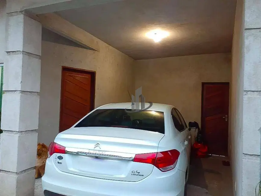 Casa com 3 quartos à venda, 288m2 em Jardim Belvedere, Volta Redonda - RJ - imagem 3 Foto 3 de Casa com 3 quartos à venda, 288m2 em Jardim Belvedere, Volta Redonda - RJ