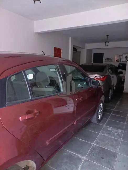 Casa com 4 quartos à venda, 375m2 em Vila Mury, Volta Redonda - RJ - imagem 6 Foto 6 de Casa com 4 quartos à venda, 375m2 em Vila Mury, Volta Redonda - RJ