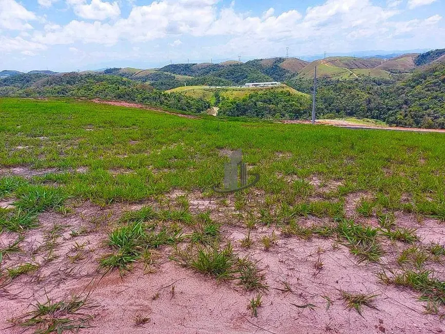 Foto 2 de Terreno / Lote à venda, 271m2 em Casa de Pedra, Volta Redonda - RJ
