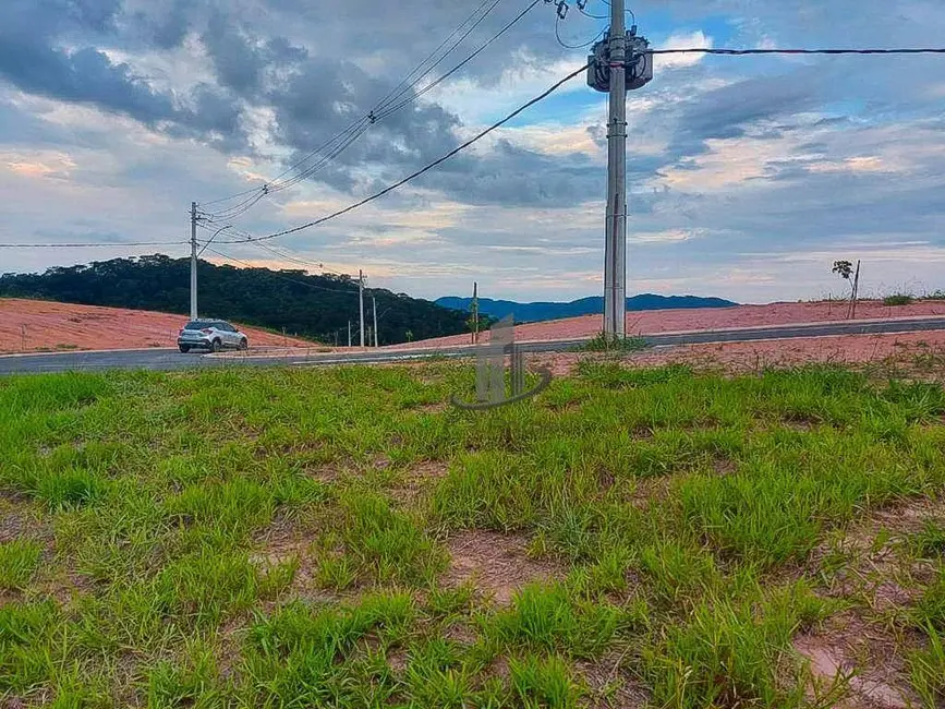 Terreno / Lote à venda, 271m2 em Casa de Pedra, Volta Redonda - RJ - imagem 4 Foto 4 de Terreno / Lote à venda, 271m2 em Casa de Pedra, Volta Redonda - RJ