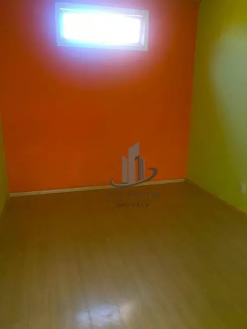 Foto 4 de Casa com 4 quartos à venda, 275m2 em Montese, Resende - RJ