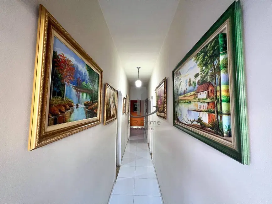 Casa com 3 quartos à venda, 300m2 em Centro, Pinheiral - RJ - imagem 6 Foto 6 de Casa com 3 quartos à venda, 300m2 em Centro, Pinheiral - RJ
