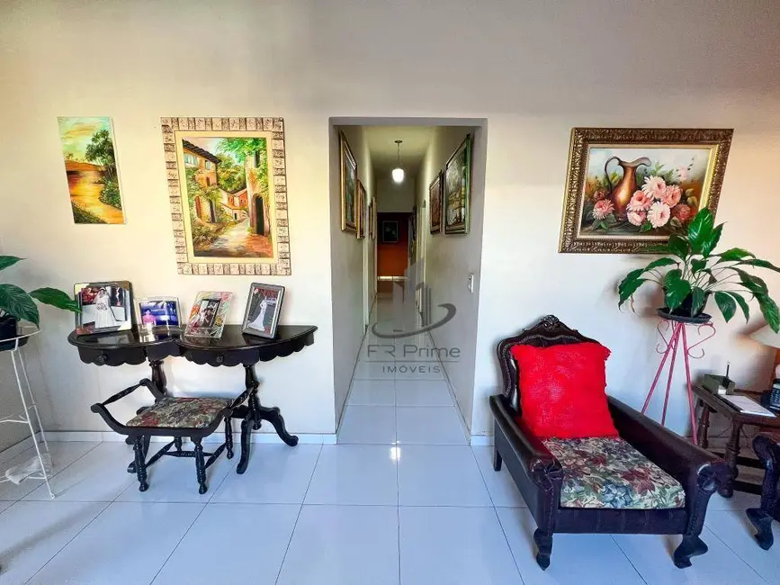 Casa com 3 quartos à venda, 300m2 em Centro, Pinheiral - RJ - imagem 5 Foto 5 de Casa com 3 quartos à venda, 300m2 em Centro, Pinheiral - RJ