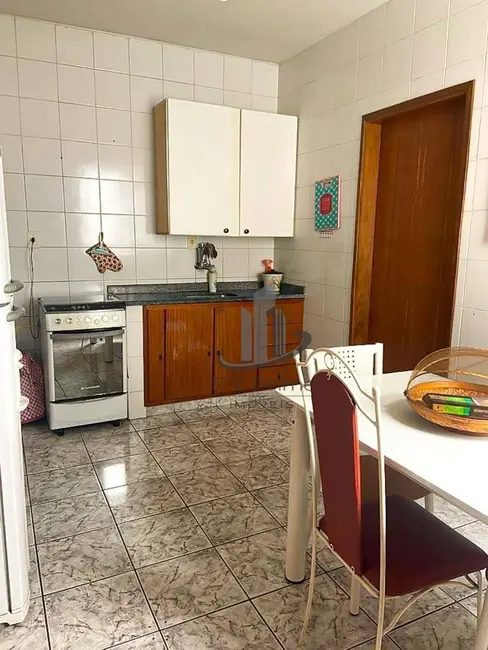 Foto 3 de Apartamento com 2 quartos à venda, 90m2 em Monte Castelo, Volta Redonda - RJ