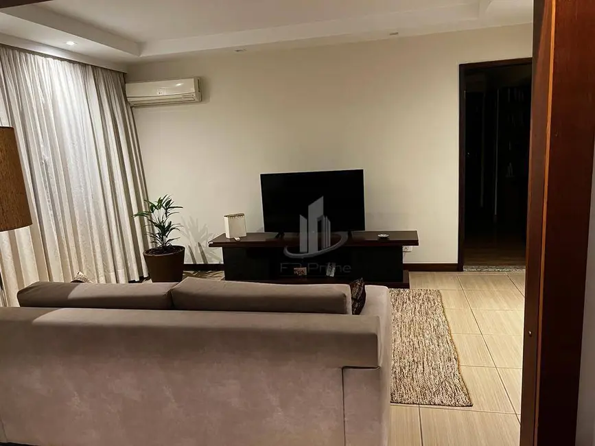 Apartamento com 3 quartos à venda, 284m2 em Centro, Barra Mansa - RJ - imagem 3 Foto 3 de Apartamento com 3 quartos à venda, 284m2 em Centro, Barra Mansa - RJ