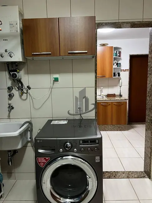 Apartamento com 3 quartos à venda, 284m2 em Centro, Barra Mansa - RJ - imagem 5 Foto 5 de Apartamento com 3 quartos à venda, 284m2 em Centro, Barra Mansa - RJ