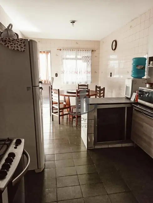 Apartamento com 3 quartos à venda, 125m2 em Santo Agostinho, Volta Redonda - RJ - imagem 8 Foto 8 de Apartamento com 3 quartos à venda, 125m2 em Santo Agostinho, Volta Redonda - RJ