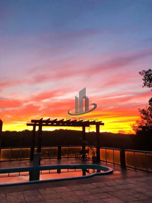 Casa com 3 quartos à venda, 620m2 em Ano Bom, Barra Mansa - RJ - imagem 3 Foto 3 de Casa com 3 quartos à venda, 620m2 em Ano Bom, Barra Mansa - RJ