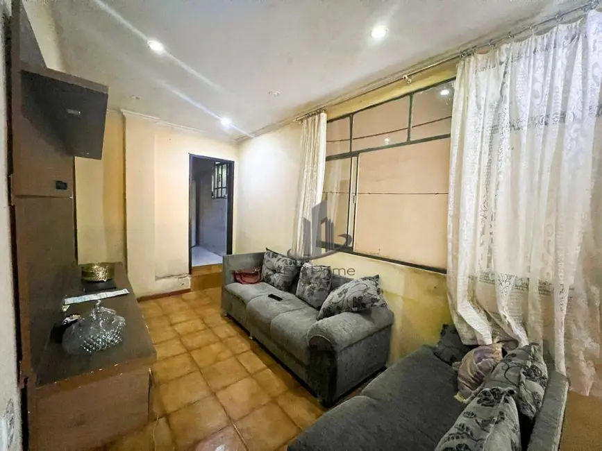 Foto 2 de Casa com 3 quartos à venda, 53m2 em Ano Bom, Barra Mansa - RJ