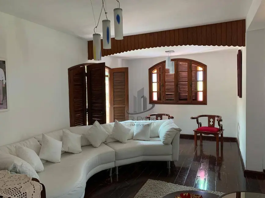 Casa com 4 quartos à venda, 530m2 em Santa Rosa, Barra Mansa - RJ - imagem 5 Foto 5 de Casa com 4 quartos à venda, 530m2 em Santa Rosa, Barra Mansa - RJ
