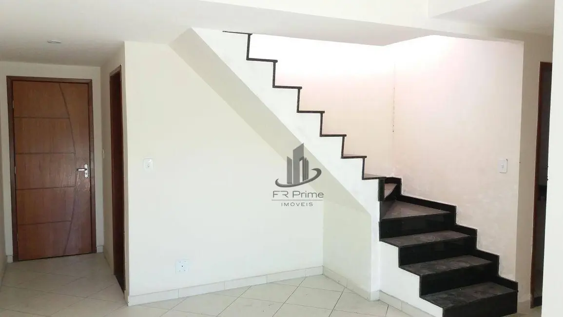 Cobertura com 4 quartos à venda, 185m2 em Jardim Normandia, Volta Redonda - RJ - imagem 6 Foto 6 de Cobertura com 4 quartos à venda, 185m2 em Jardim Normandia, Volta Redonda - RJ