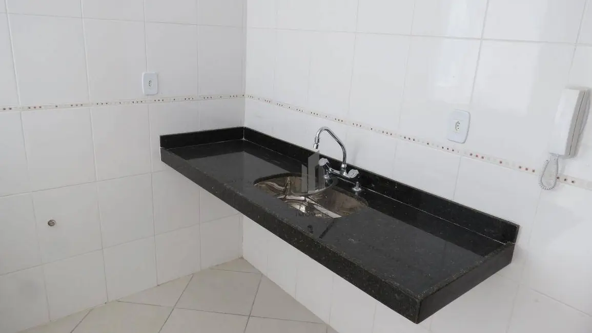 Apartamento com 3 quartos à venda, 100m2 em Jardim Normandia, Volta Redonda - RJ - imagem 8 Foto 8 de Apartamento com 3 quartos à venda, 100m2 em Jardim Normandia, Volta Redonda - RJ