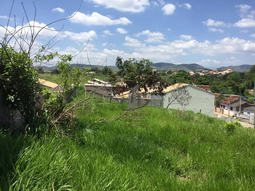 Terreno / Lote à venda, 594m2 em Roma, Volta Redonda - RJ - imagem 6 Foto 6 de Terreno / Lote à venda, 594m2 em Roma, Volta Redonda - RJ