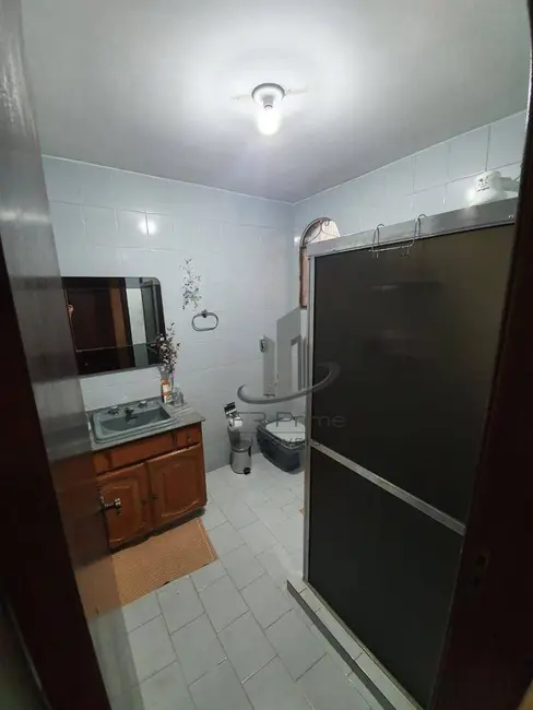 Foto 3 de Casa com 3 quartos à venda, 210m2 em Jardim Tiradentes, Volta Redonda - RJ
