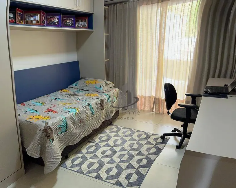 Casa com 3 quartos à venda, 270m2 em Jardim Amália, Volta Redonda - RJ - imagem 8 Foto 8 de Casa com 3 quartos à venda, 270m2 em Jardim Amália, Volta Redonda - RJ