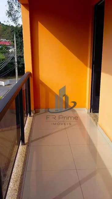 Casa com 4 quartos à venda, 230m2 em Vila Ursulino, Barra Mansa - RJ - imagem 8 Foto 8 de Casa com 4 quartos à venda, 230m2 em Vila Ursulino, Barra Mansa - RJ