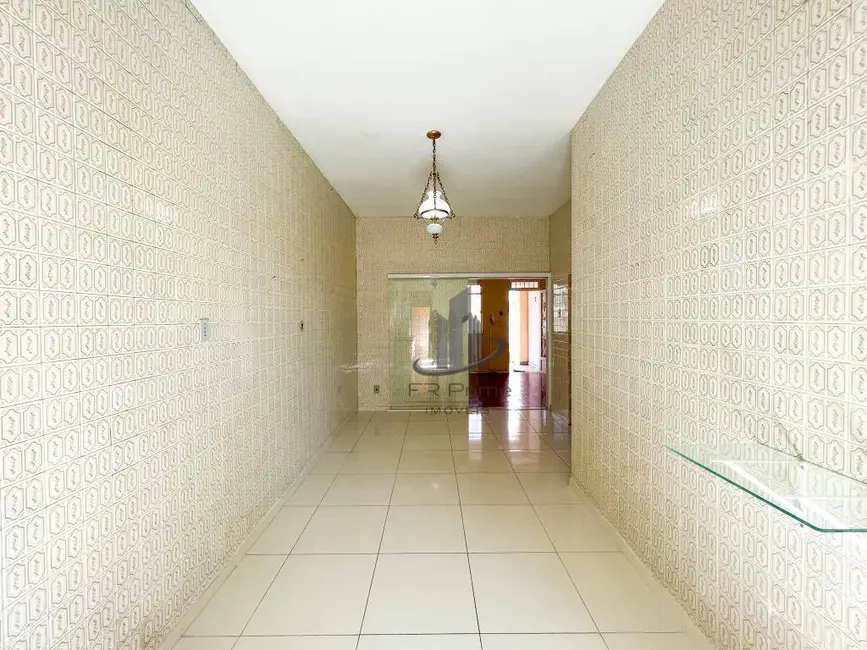 Casa com 3 quartos à venda, 376m2 em Vila Santa Cecília, Volta Redonda - RJ - imagem 6 Foto 6 de Casa com 3 quartos à venda, 376m2 em Vila Santa Cecília, Volta Redonda - RJ