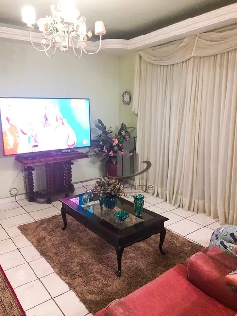 Apartamento com 3 quartos à venda, 145m2 em Jardim Amália, Volta Redonda - RJ - imagem 3 Foto 3 de Apartamento com 3 quartos à venda, 145m2 em Jardim Amália, Volta Redonda - RJ
