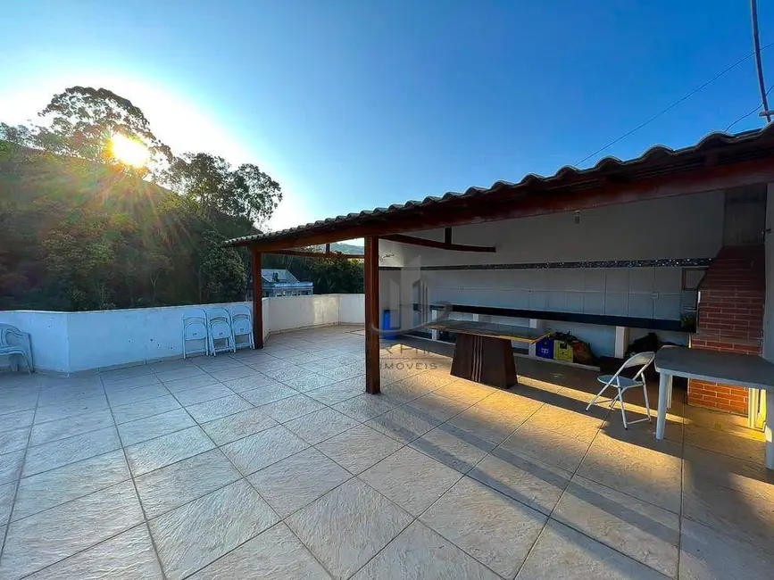 Apartamento com 2 quartos à venda, 77m2 em Goiabal, Barra Mansa - RJ - imagem 8 Foto 8 de Apartamento com 2 quartos à venda, 77m2 em Goiabal, Barra Mansa - RJ