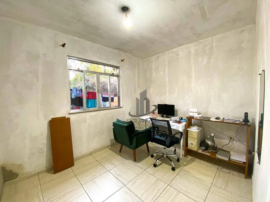 Casa com 3 quartos à venda, 108m2 em São Luís, Volta Redonda - RJ - imagem 8 Foto 8 de Casa com 3 quartos à venda, 108m2 em São Luís, Volta Redonda - RJ