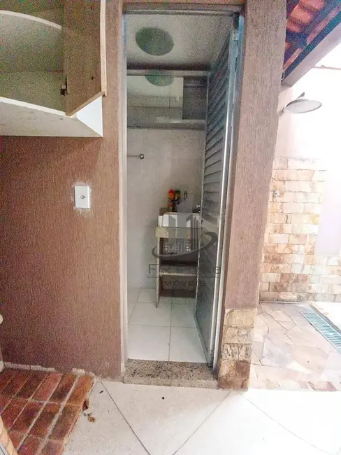 Casa com 3 quartos à venda, 150m2 em Jardim Belvedere, Volta Redonda - RJ - imagem 9 Foto 9 de Casa com 3 quartos à venda, 150m2 em Jardim Belvedere, Volta Redonda - RJ