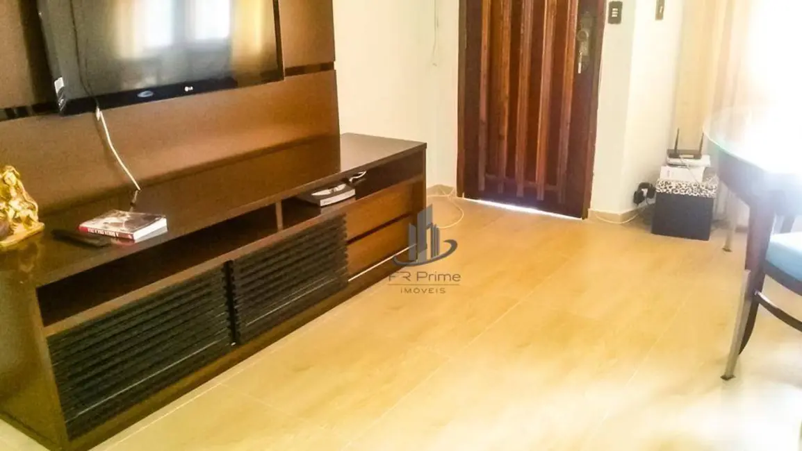 Casa com 4 quartos à venda, 100m2 em Jardim Tiradentes, Volta Redonda - RJ - imagem 3 Foto 3 de Casa com 4 quartos à venda, 100m2 em Jardim Tiradentes, Volta Redonda - RJ