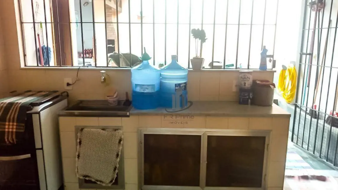 Casa com 4 quartos à venda, 100m2 em Jardim Tiradentes, Volta Redonda - RJ - imagem 7 Foto 7 de Casa com 4 quartos à venda, 100m2 em Jardim Tiradentes, Volta Redonda - RJ