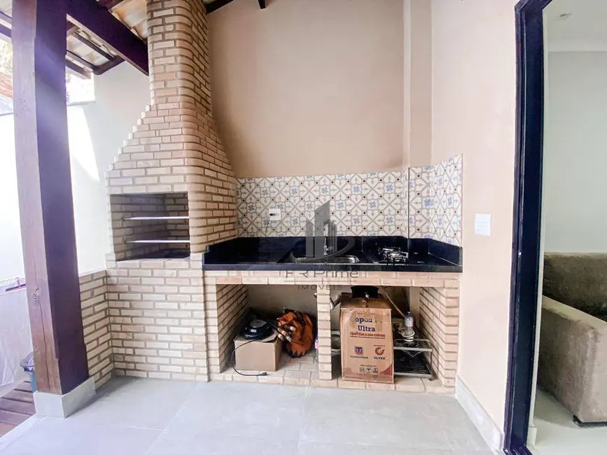 Casa com 3 quartos à venda, 150m2 em Jardim Belvedere, Volta Redonda - RJ - imagem 4 Foto 4 de Casa com 3 quartos à venda, 150m2 em Jardim Belvedere, Volta Redonda - RJ