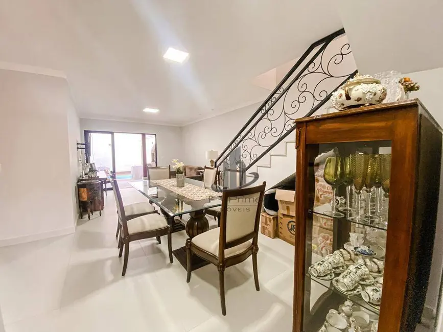Casa com 3 quartos à venda, 150m2 em Jardim Belvedere, Volta Redonda - RJ - imagem 7 Foto 7 de Casa com 3 quartos à venda, 150m2 em Jardim Belvedere, Volta Redonda - RJ