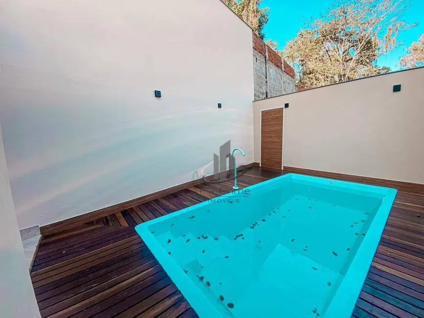 Foto 2 de Casa com 3 quartos à venda, 150m2 em Jardim Belvedere, Volta Redonda - RJ