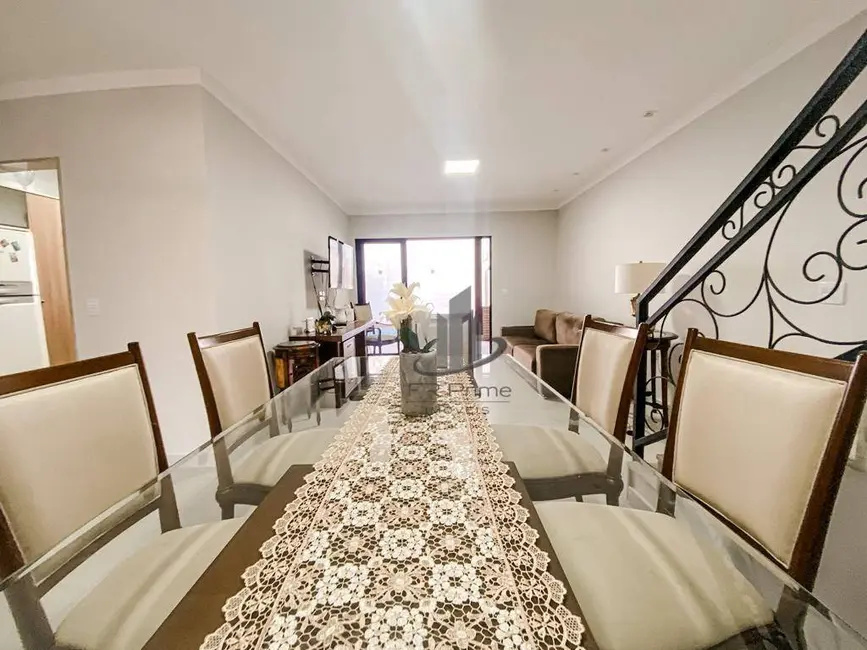 Foto 1 de Casa com 3 quartos à venda, 150m2 em Jardim Belvedere, Volta Redonda - RJ