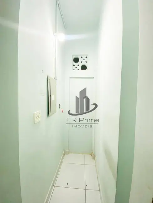 Loja à venda, 90m2 em Jardim Amália, Volta Redonda - RJ - imagem 9 Foto 9 de Loja à venda, 90m2 em Jardim Amália, Volta Redonda - RJ