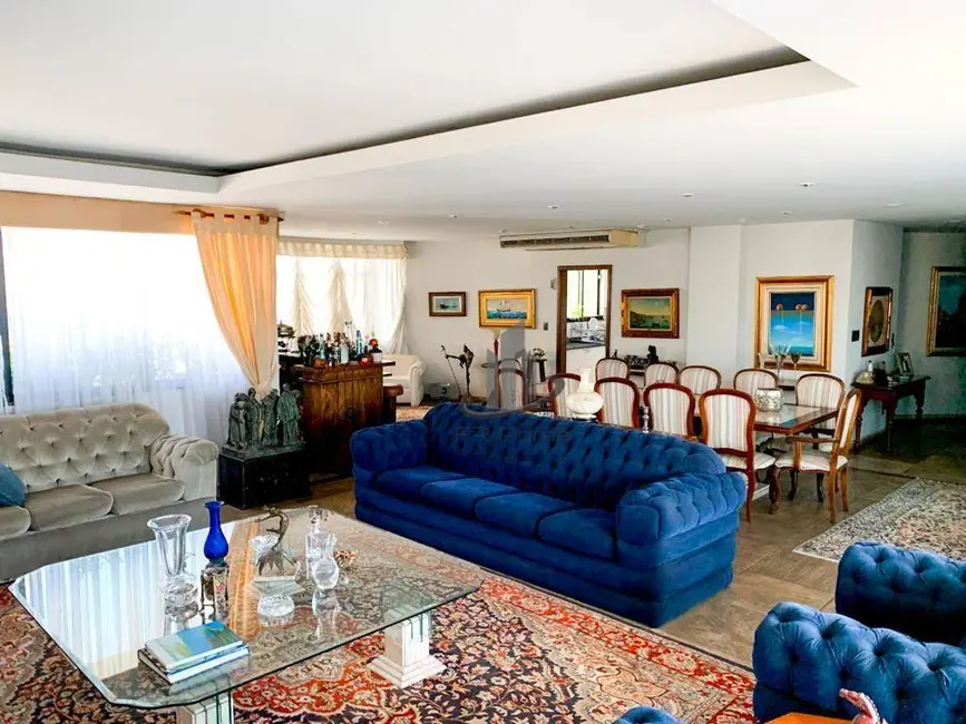 Foto 1 de Apartamento com 4 quartos à venda, 600m2 em Aterrado, Volta Redonda - RJ