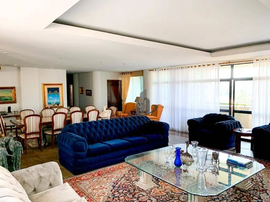Foto 2 de Apartamento com 4 quartos à venda, 600m2 em Aterrado, Volta Redonda - RJ