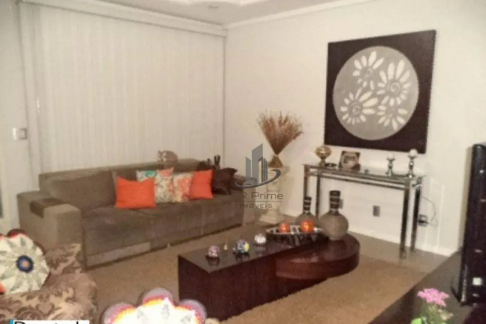 Foto 5 de Casa com 4 quartos à venda, 300m2 em Retiro, Volta Redonda - RJ