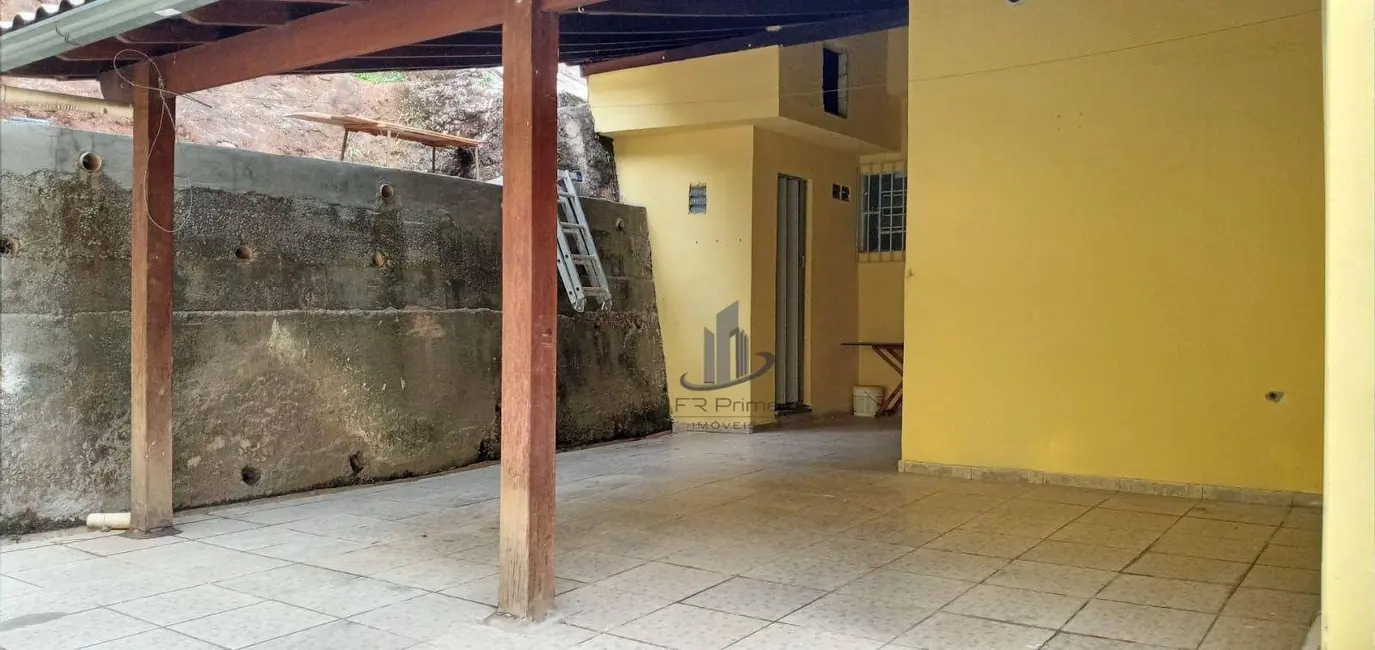 Foto 1 de Casa com 3 quartos à venda, 600m2 em Centro, Barra Mansa - RJ