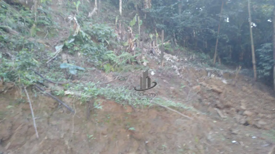 Foto 4 de Terreno / Lote à venda, 1200m2 em Retiro, Volta Redonda - RJ