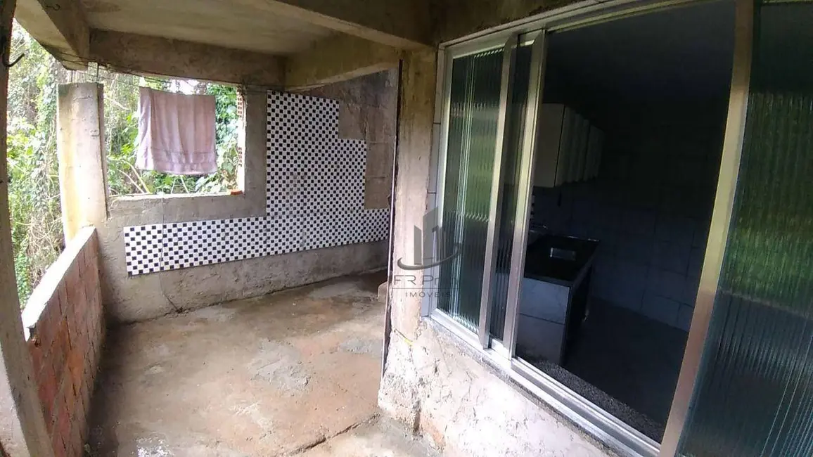 Casa com 1 quarto à venda, 261m2 em Maracanã, Barra Do Pirai - RJ - imagem 8 Foto 8 de Casa com 1 quarto à venda, 261m2 em Maracanã, Barra Do Pirai - RJ