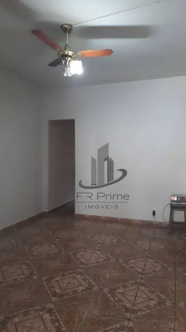 Casa com 2 quartos à venda, 200m2 em Jardim Cidade do Aço, Volta Redonda - RJ - imagem 8 Foto 8 de Casa com 2 quartos à venda, 200m2 em Jardim Cidade do Aço, Volta Redonda - RJ