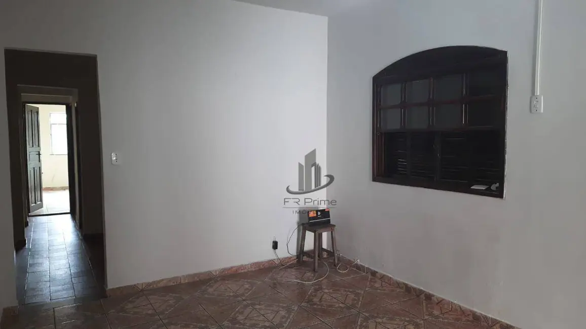 Foto 1 de Casa com 2 quartos à venda, 200m2 em Jardim Cidade do Aço, Volta Redonda - RJ